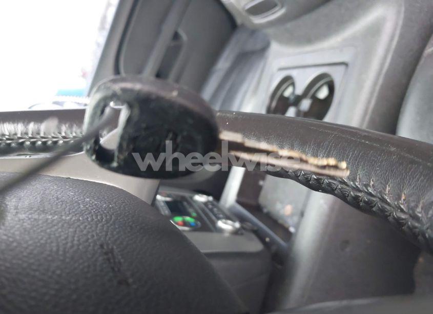 Photo 11 of 2010 Chevrolet Tahoe LT (VIN 1GNUKBE06AR284657)