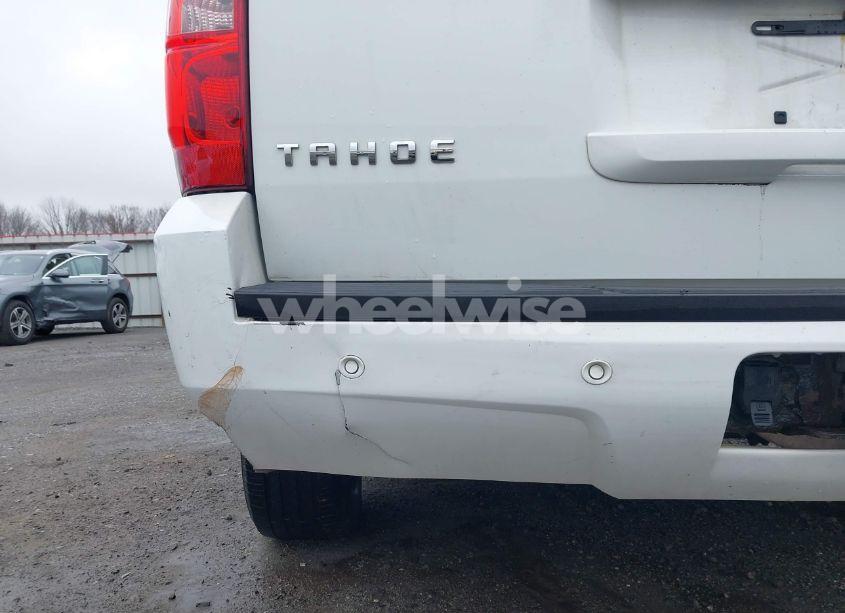 Photo 18 of 2010 Chevrolet Tahoe LT (VIN 1GNUKBE06AR284657)