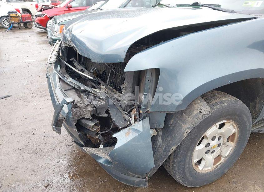 Photo 18 of 2010 Chevrolet Tahoe LT (VIN 1GNUKBE07AR141877)