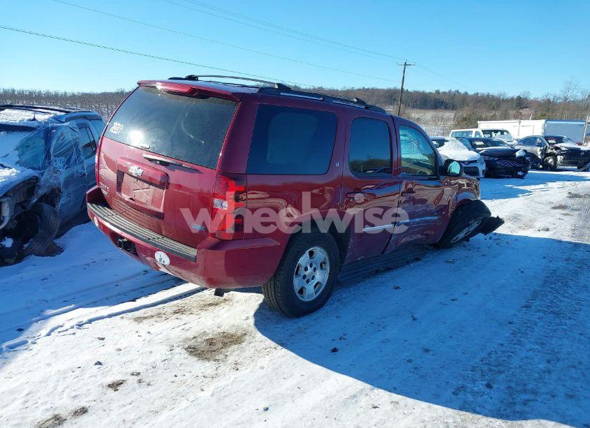 Photo 4 of 2010 Chevrolet Tahoe LT (VIN 1GNUKBE07AR258911)