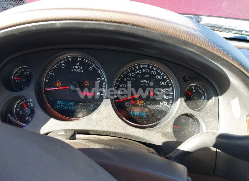 Photo 7 of 2010 Chevrolet Tahoe LT (VIN 1GNUKBE07AR258911)