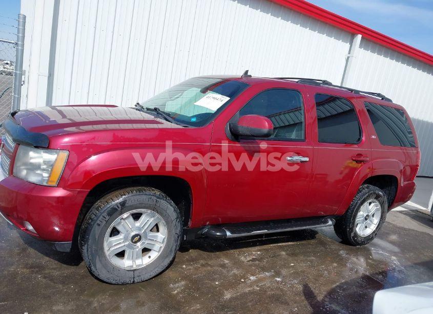 Photo 15 of 2010 Chevrolet Tahoe LT (VIN 1GNUKBE08AR112792)