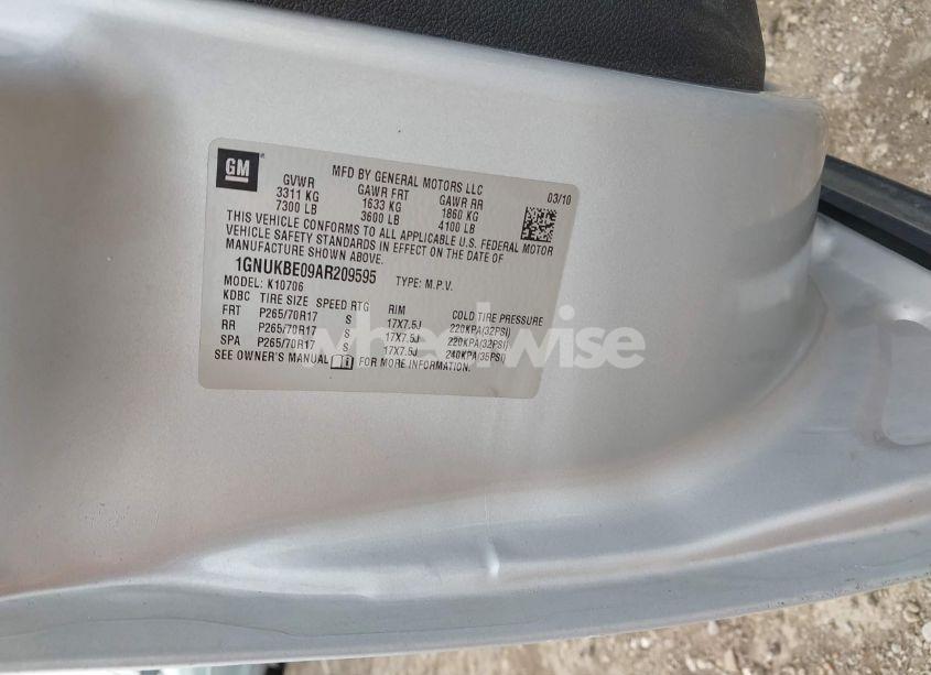 Photo 9 of 2010 Chevrolet Tahoe LT (VIN 1GNUKBE09AR209595)