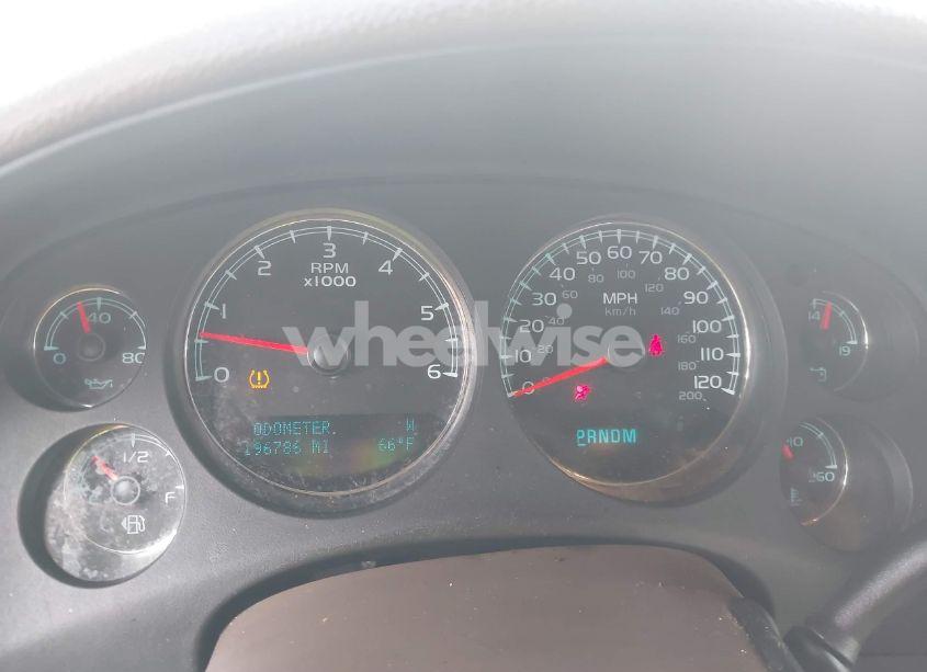 Photo 7 of 2010 Chevrolet Tahoe LTZ (VIN 1GNUKCE03AR101284)