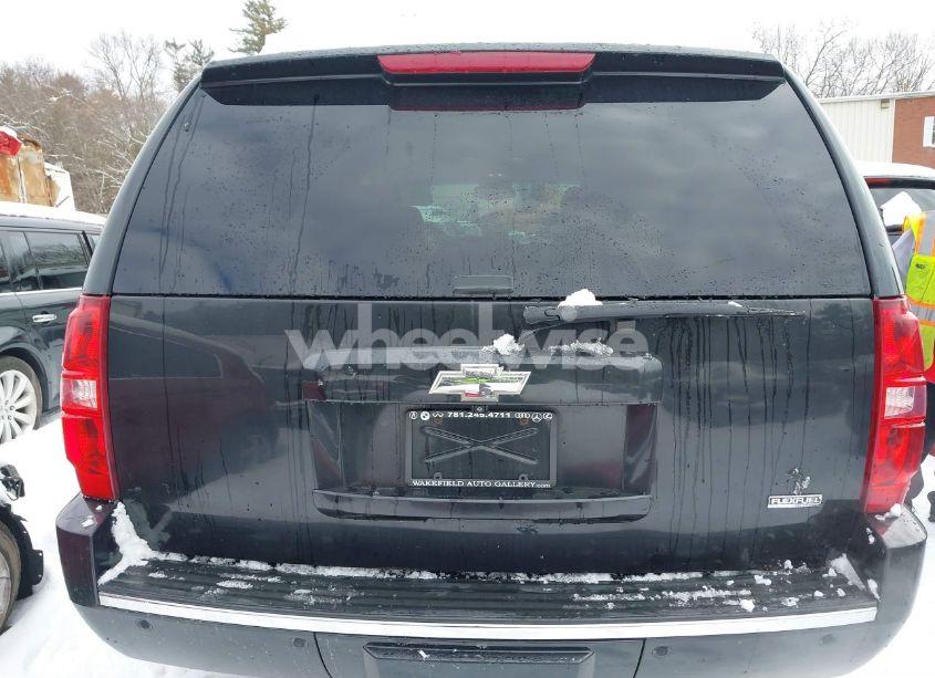 Photo 16 of 2010 Chevrolet Tahoe LTZ (VIN 1GNUKCE05AR152169)