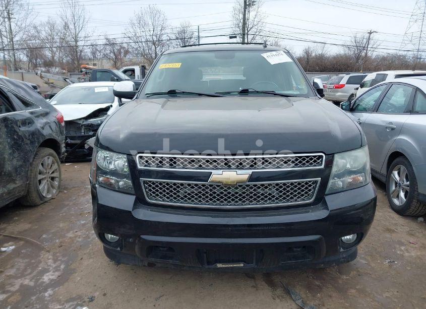 Photo 11 of 2010 Chevrolet Tahoe LTZ (VIN 1GNUKCE05AR285451)