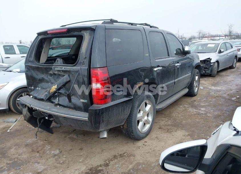 Photo 4 of 2010 Chevrolet Tahoe LTZ (VIN 1GNUKCE05AR285451)