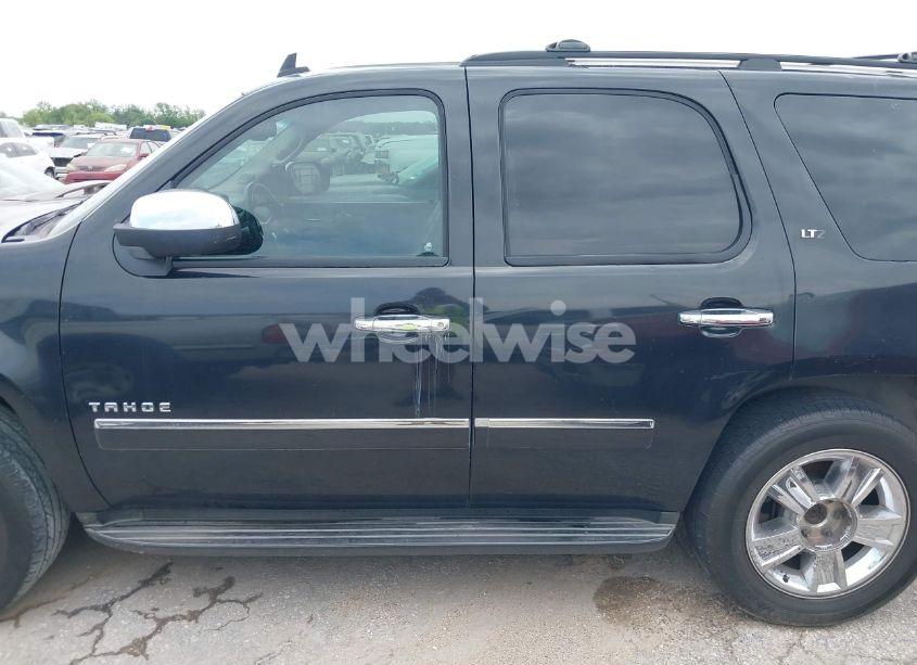 Photo 14 of 2010 Chevrolet Tahoe LTZ (VIN 1GNUKCE07AR183648)