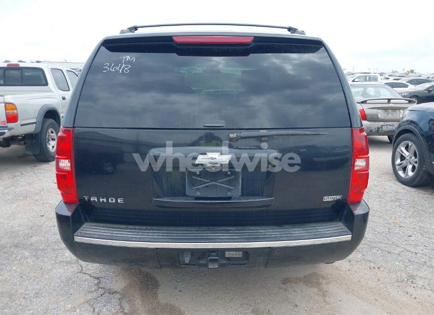 Photo 16 of 2010 Chevrolet Tahoe LTZ (VIN 1GNUKCE07AR183648)