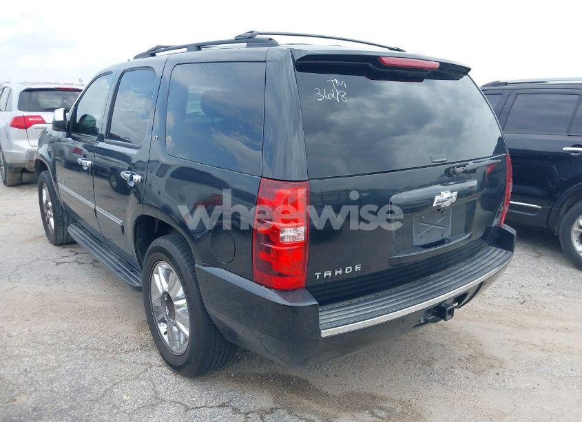 Photo 3 of 2010 Chevrolet Tahoe LTZ (VIN 1GNUKCE07AR183648)