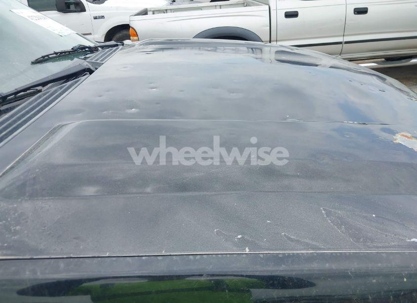 Photo 6 of 2010 Chevrolet Tahoe LTZ (VIN 1GNUKCE07AR183648)