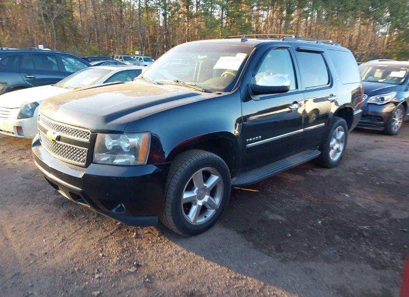 Photo 2 of 2010 Chevrolet Tahoe LTZ (VIN 1GNUKCE0XAR278348)