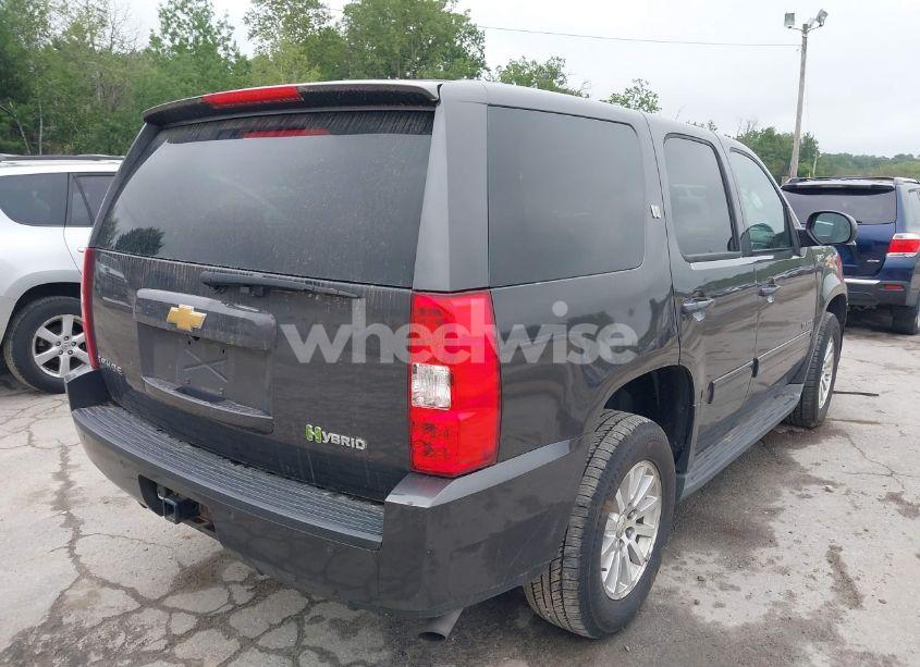 Photo 4 of 2010 Chevrolet Tahoe HYBRID (VIN 1GNUKDDJ6AR266391)