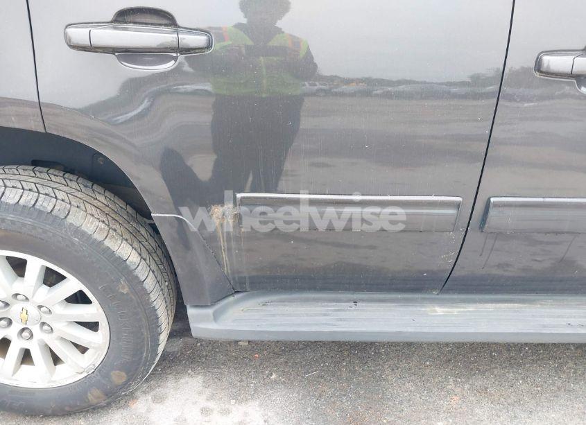 Photo 6 of 2010 Chevrolet Tahoe HYBRID (VIN 1GNUKDDJ6AR266391)