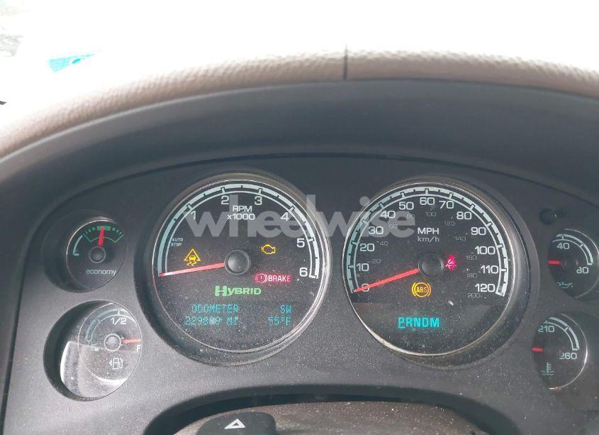 Photo 7 of 2010 Chevrolet Tahoe HYBRID (VIN 1GNUKDDJ6AR266391)