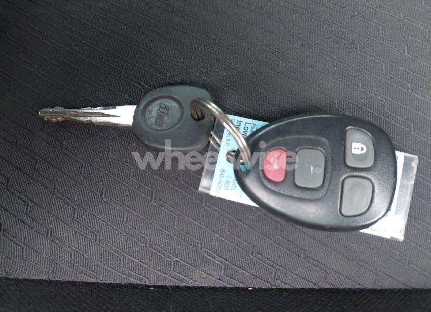 Photo 11 of 2010 Chevrolet Suburban 1500 LS (VIN 1GNUKHE30AR186320)