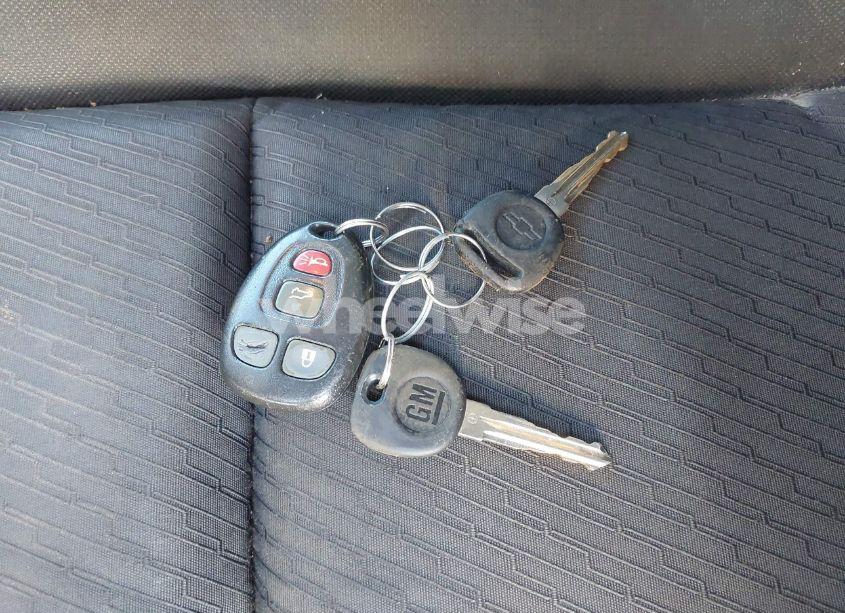 Photo 11 of 2010 Chevrolet Suburban 1500 LS (VIN 1GNUKHE31AR165699)