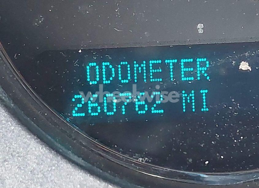 Photo 15 of 2010 Chevrolet Suburban 1500 LS (VIN 1GNUKHE31AR165699)