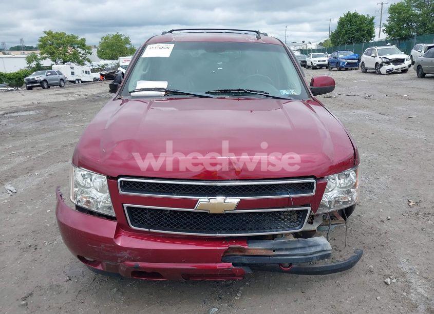 Photo 11 of 2010 Chevrolet Suburban 1500 LT1 (VIN 1GNUKJE31AR129860)