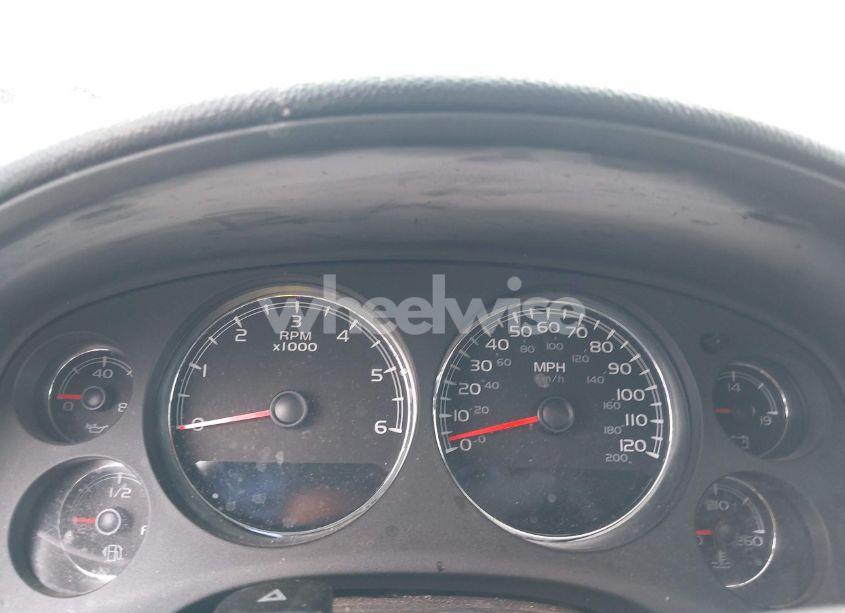 Photo 14 of 2010 Chevrolet Suburban 1500 LT1 (VIN 1GNUKJE31AR129860)