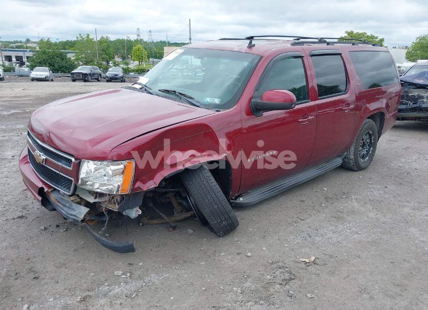 Photo 2 of 2010 Chevrolet Suburban 1500 LT1 (VIN 1GNUKJE31AR129860)