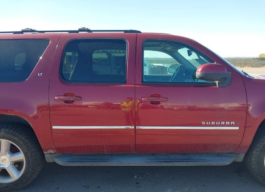 Photo 13 of 2010 Chevrolet Suburban 1500 LT1 (VIN 1GNUKJE35AR279759)