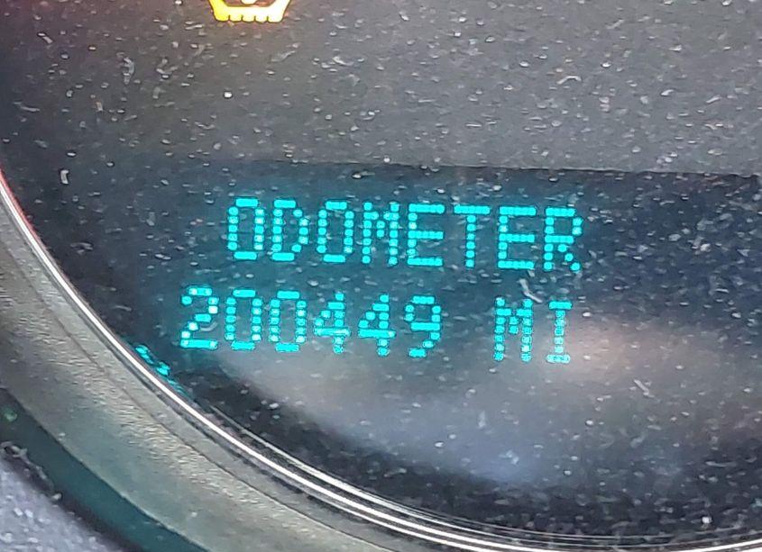 Photo 15 of 2010 Chevrolet Suburban 1500 LT1 (VIN 1GNUKJE35AR279759)