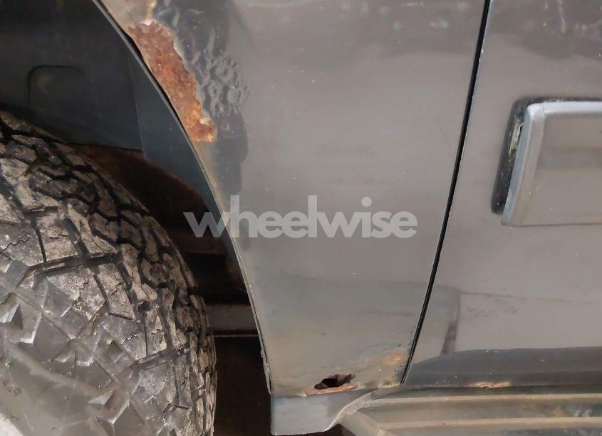 Photo 6 of 2010 Chevrolet Suburban 1500 LT1 (VIN 1GNUKJE36AR139025)