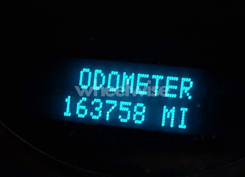 Photo 7 of 2010 Chevrolet Suburban 1500 LTZ (VIN 1GNUKKE31AR290571)