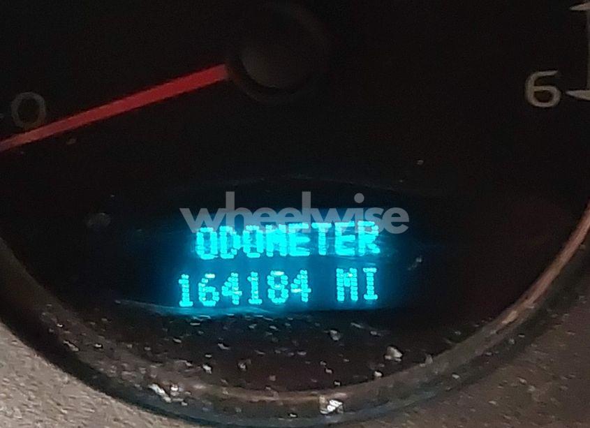 Photo 15 of 2010 Chevrolet Suburban 1500 LTZ (VIN 1GNUKKE32AR271253)