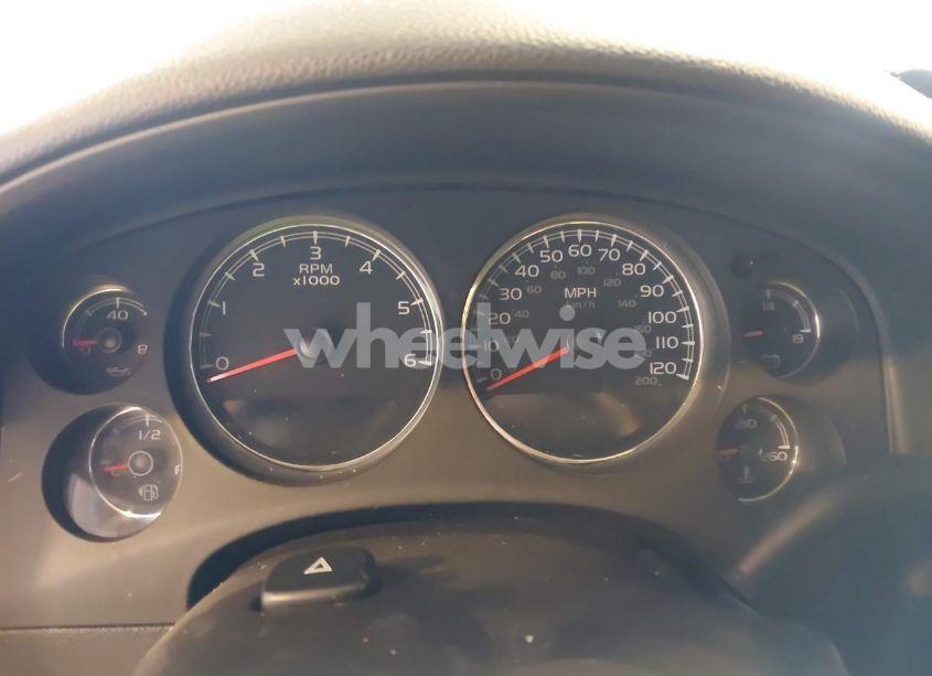 Photo 7 of 2010 Chevrolet Suburban 1500 LTZ (VIN 1GNUKKE35AR173513)