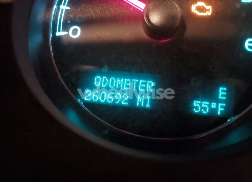 Photo 15 of 2010 Chevrolet Suburban 1500 LTZ (VIN 1GNUKKE36AR101994)