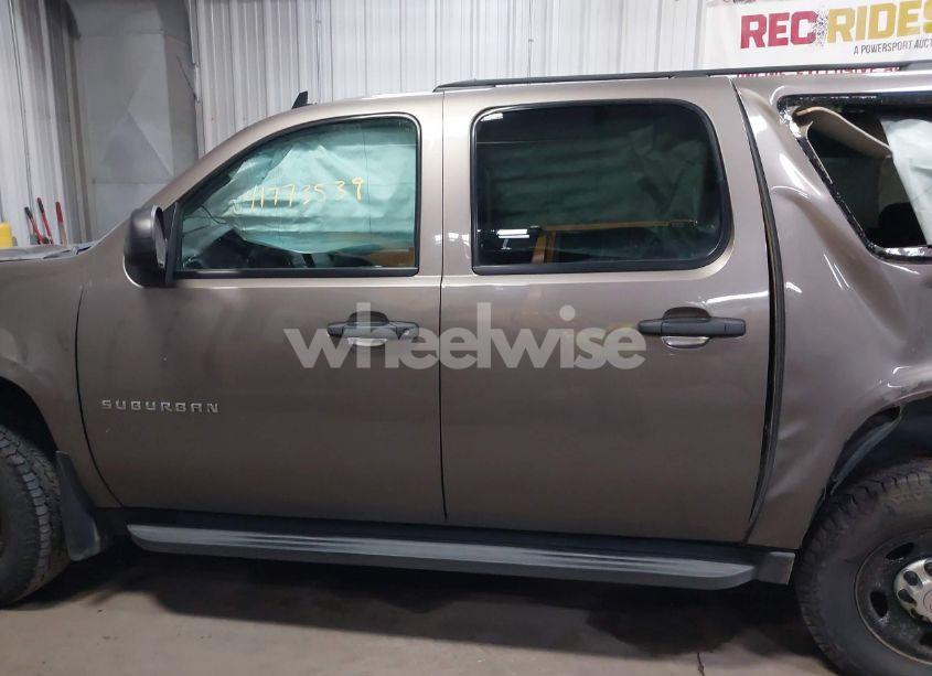 Photo 15 of 2013 Chevrolet Suburban 2500 COMMERCIAL FLEET (VIN 1GNWK5EGXDR328638)