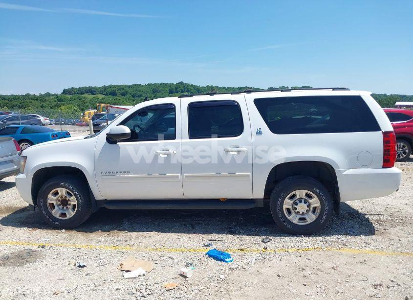 Photo 14 of 2011 Chevrolet Suburban 2500 LT1 (VIN 1GNWKMEG3BR250386)