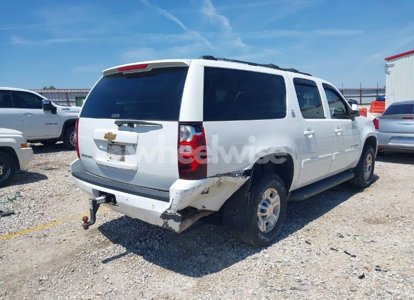 Photo 4 of 2011 Chevrolet Suburban 2500 LT1 (VIN 1GNWKMEG3BR250386)