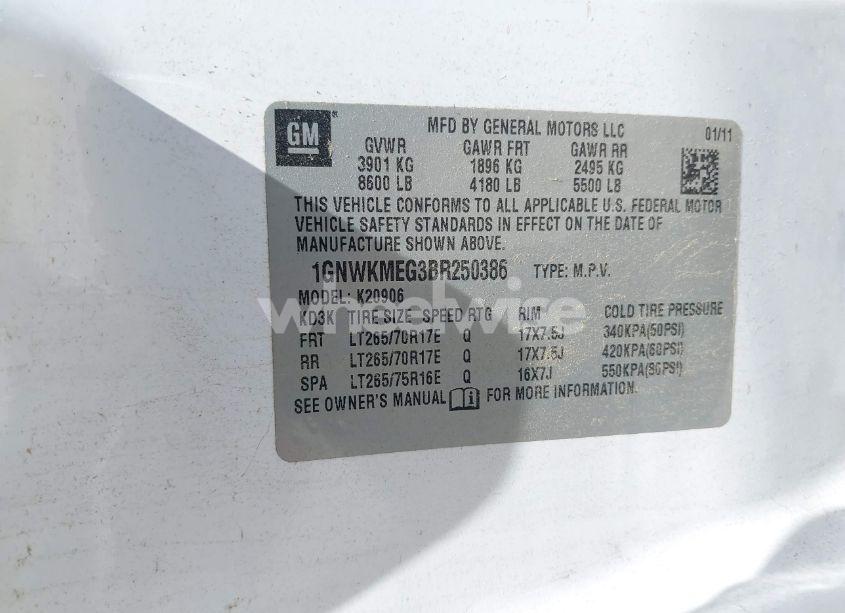 Photo 9 of 2011 Chevrolet Suburban 2500 LT1 (VIN 1GNWKMEG3BR250386)