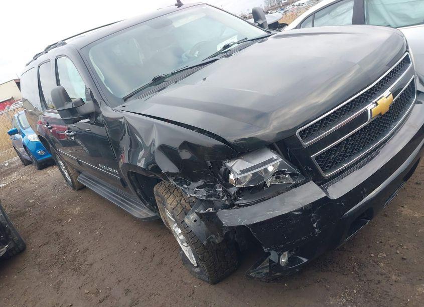 2012 Chevrolet Suburban 2500 LT (VIN 1GNWKMEGXCR232792) main photo