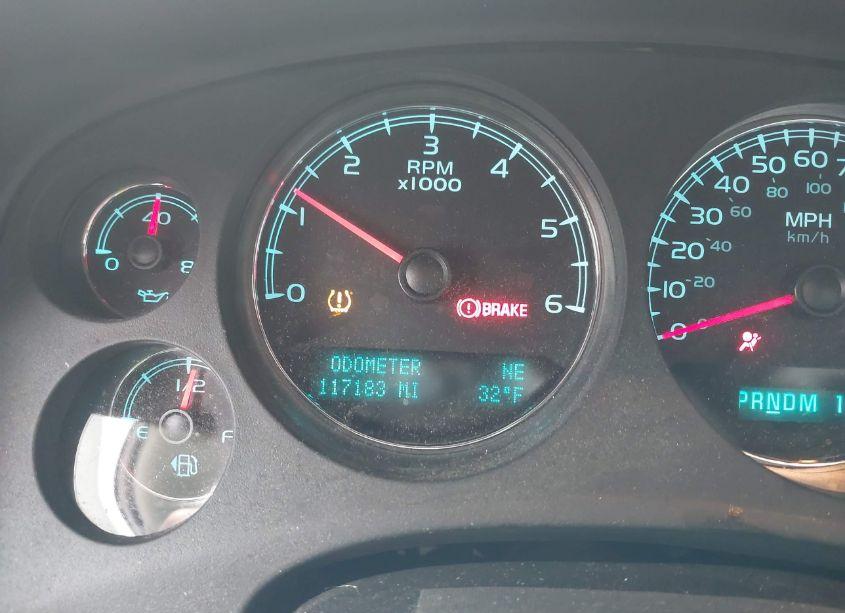 Photo 7 of 2012 Chevrolet Suburban 2500 LT (VIN 1GNWKMEGXCR232792)