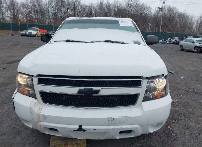 Photo 12 of 2010 Chevrolet Suburban 2500 LS (VIN 1GNZKLEG7AR157439)