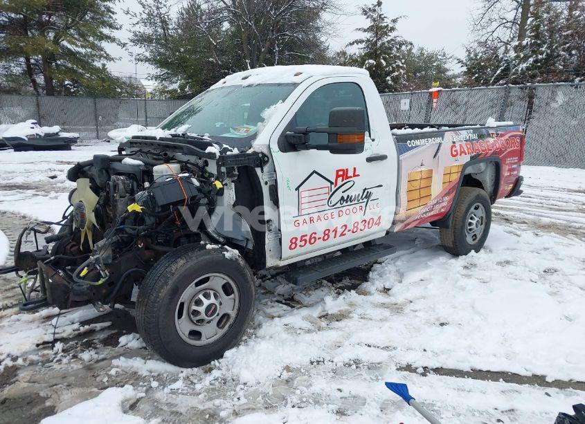 Photo 2 of 2016 Gmc Sierra 2500HD (VIN 1GT02REG9GZ427283)