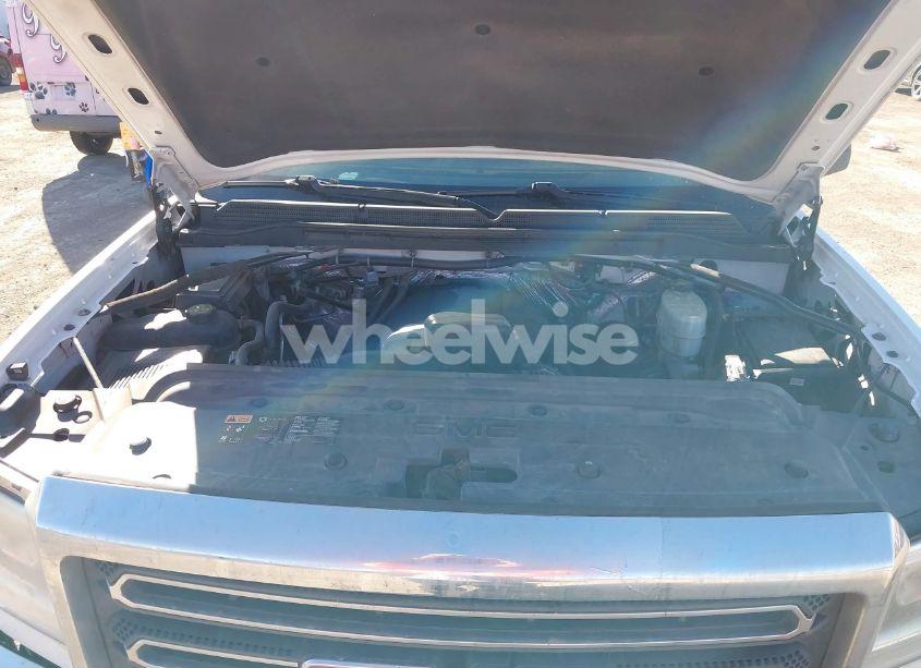 Photo 10 of 2015 Gmc Sierra 2500HD (VIN 1GT02XEG2FZ133176)