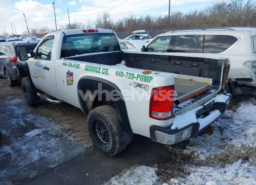 Photo 3 of 2011 Gmc Sierra 2500HD WORK TRUCK (VIN 1GT02ZCG2BF124617)