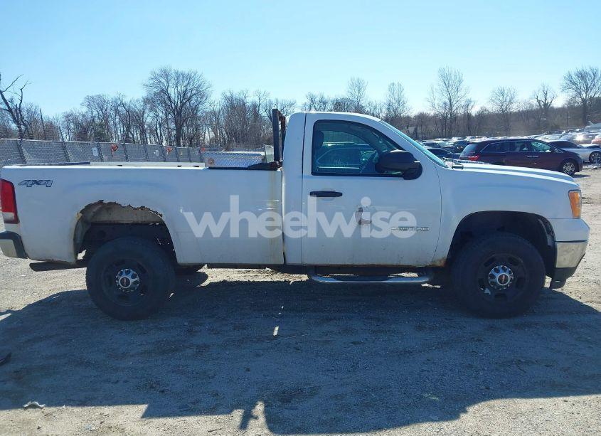 Photo 13 of 2012 Gmc Sierra 2500HD WORK TRUCK (VIN 1GT02ZCG3CZ158498)
