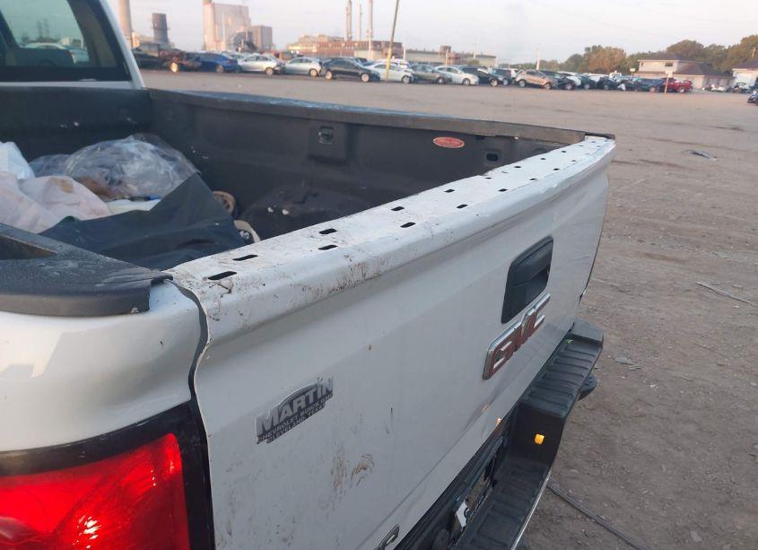 Photo 18 of 2016 Gmc Sierra 2500HD (VIN 1GT11REG6GF112871)