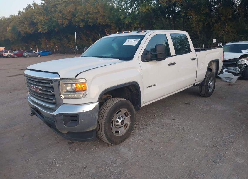 Photo 2 of 2016 Gmc Sierra 2500HD (VIN 1GT11REG6GF112871)