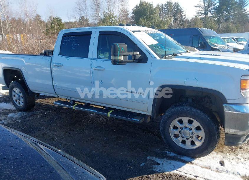 Photo 13 of 2015 Gmc Sierra 2500HD SLE (VIN 1GT11YE84FF636313)