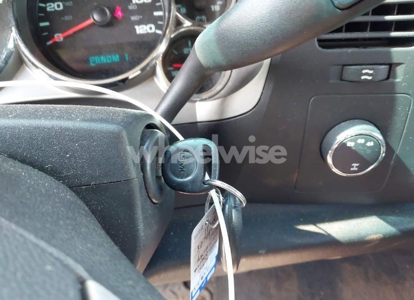 Photo 11 of 2011 Gmc Sierra 2500HD SLE (VIN 1GT120C80BF188695)