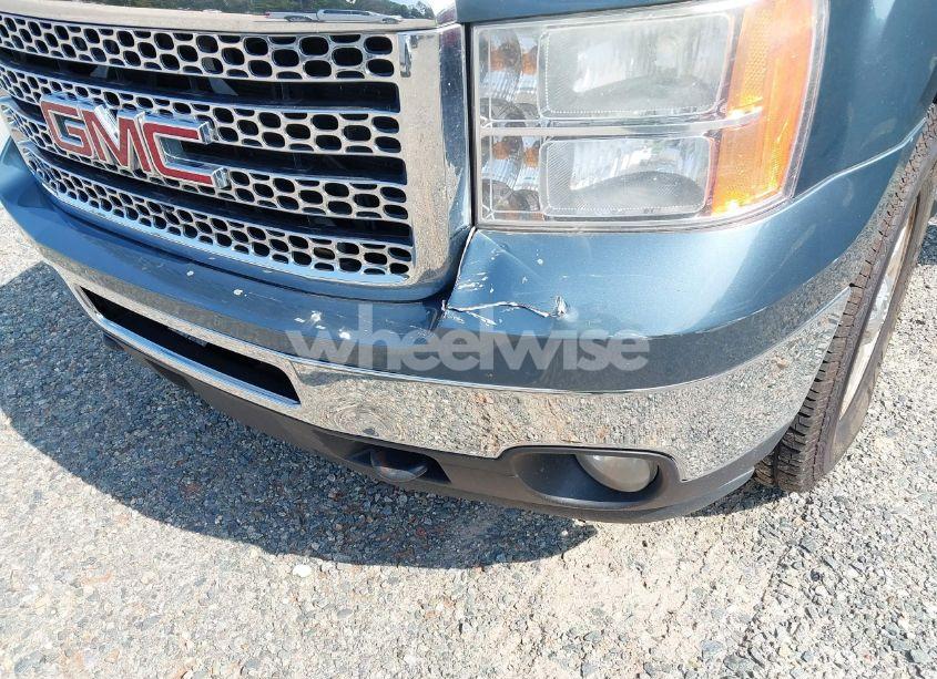 Photo 17 of 2011 Gmc Sierra 2500HD SLE (VIN 1GT120C80BF188695)