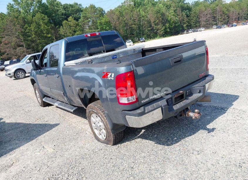 Photo 3 of 2011 Gmc Sierra 2500HD SLE (VIN 1GT120C80BF188695)