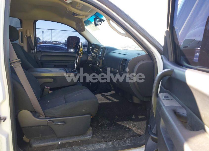 Photo 5 of 2013 Gmc Sierra 2500HD SLE (VIN 1GT120C83DF106056)